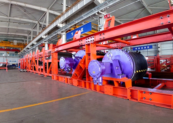 1660552883580914.jpg 快掘皮帶機.jpg