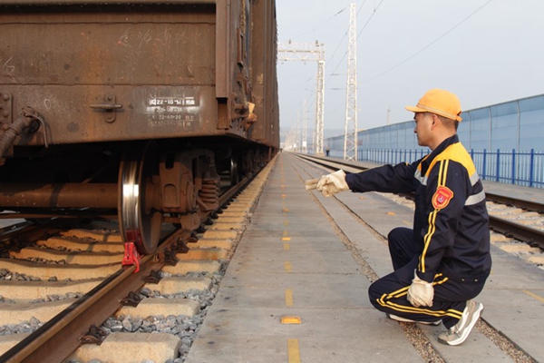 1688118355195313.jpg 落實安全措施_副本.jpg