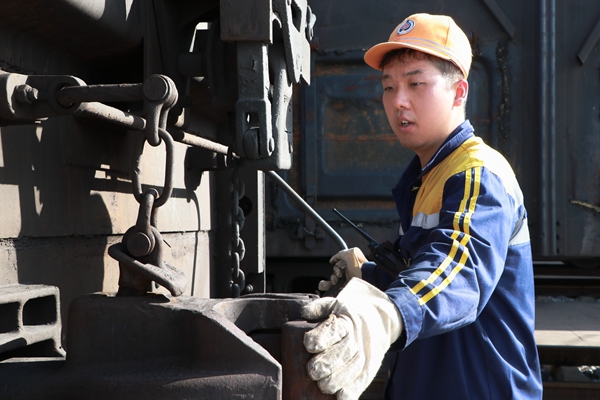 1688982680105761.jpg 調整鉤位_副本.jpg