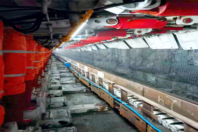 2——數智轉型 四化建設搶占“智高點”_副本.jpg