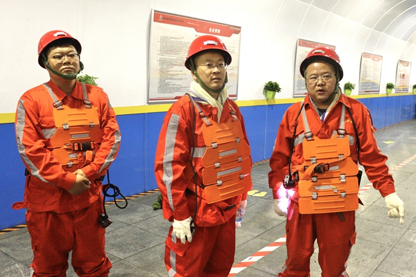 1712911250832230.jpg 文家坡-魏書記.jpg