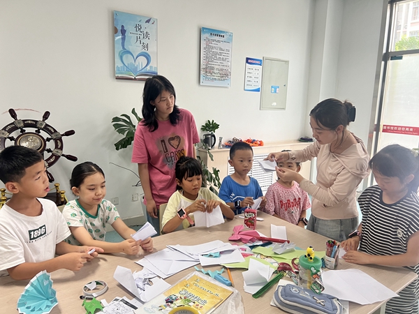 1723533321359240.jpg 托管班_副本.jpg