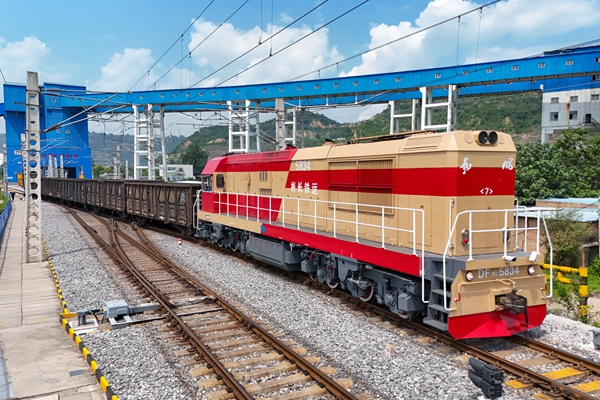 1725953814161020.jpg 裝車作業_副本.jpg