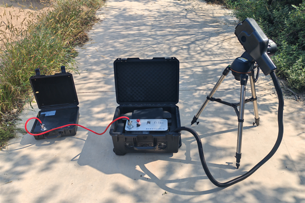 1727752473785822.jpg 激光清障儀.JPG