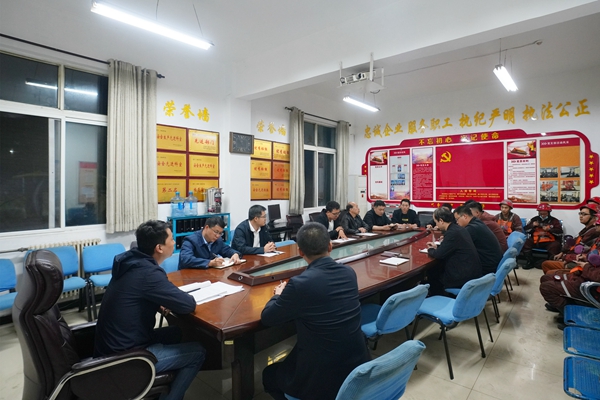 1729232738206277.jpg 安監(jiān)部班前會_副本.jpg