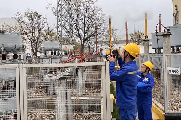 1731458962181449.jpg 設(shè)備測溫_副本.jpg