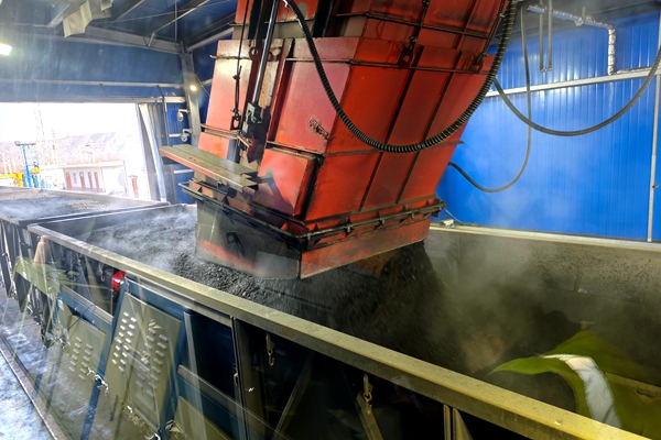 1739434226188229.jpg 第一段_副本.jpg