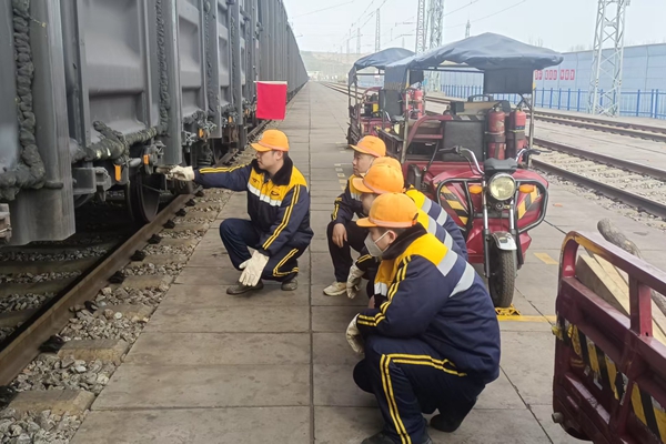 1742821212188856.jpg 科技創新研究_副本.jpg