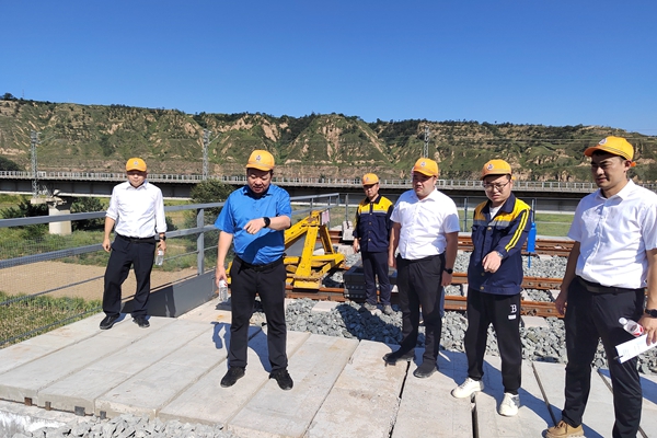 1756890458222978.jpg 加強現(xiàn)場管理_副本.jpg