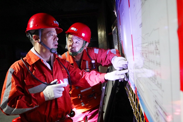 1758269540111605.jpg 王總-大佛寺.jpg