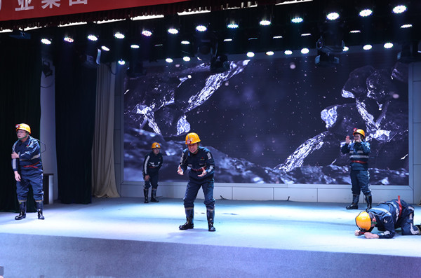 1762581798198141.jpg 1——配好“藥方子” 守牢思想關.jpg