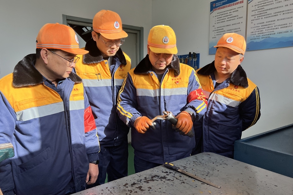 1764226537483749.jpg 黨員創(chuàng)新_副本.jpg